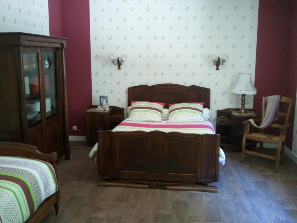 Mas Du Trezon Bed & Breakfast Cholet Dış mekan fotoğraf