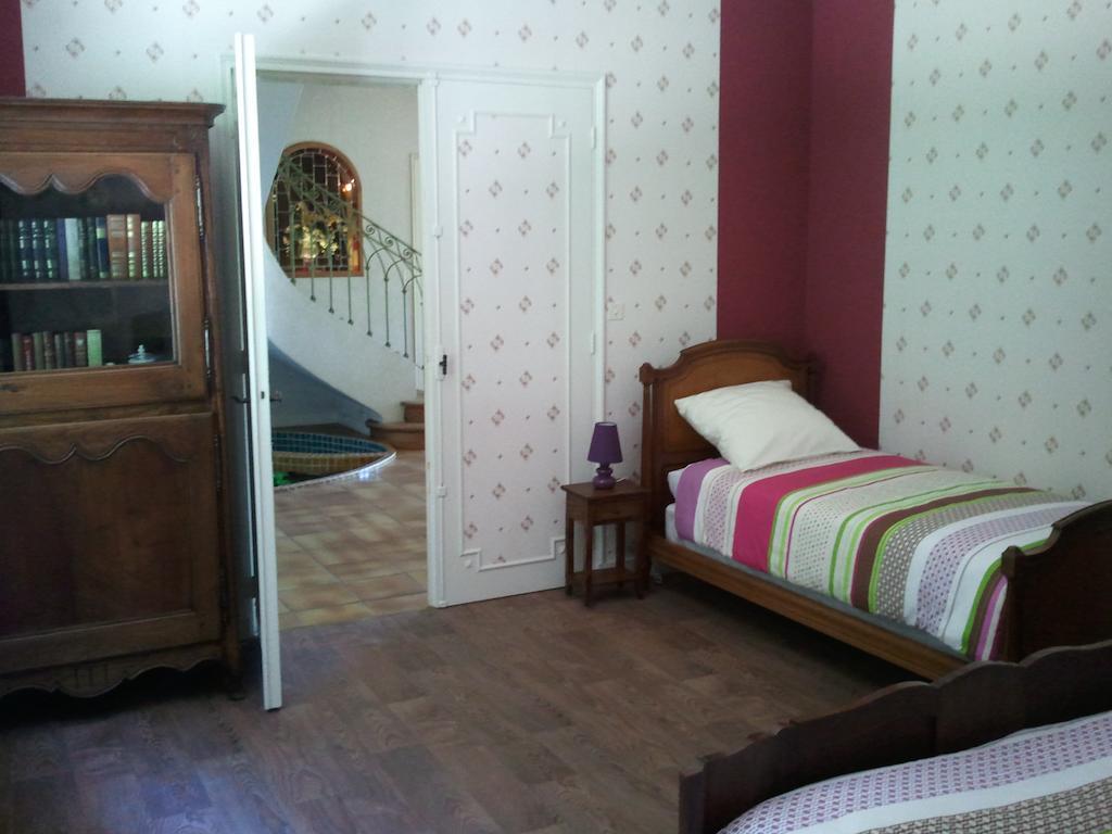 Mas Du Trezon Bed & Breakfast Cholet Dış mekan fotoğraf