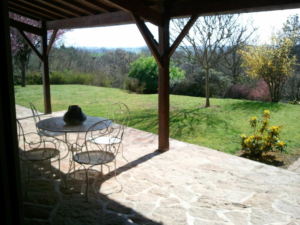 Mas Du Trezon Bed & Breakfast Cholet Dış mekan fotoğraf