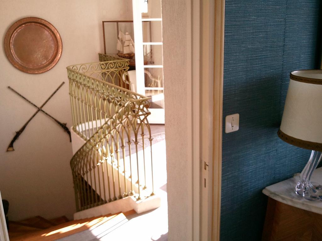 Mas Du Trezon Bed & Breakfast Cholet Oda fotoğraf